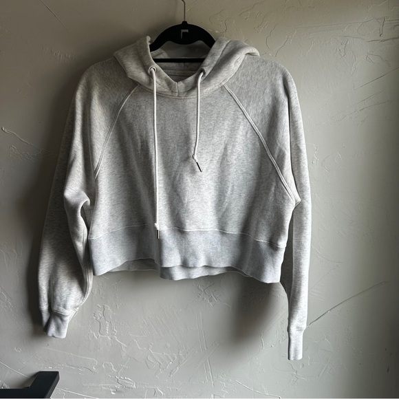 Abercrombie & Fitch Tops - Abercrombie & Finch Cropped‎ Oversized Hoodie LiGrey Sz M Soft A&F Loungewear